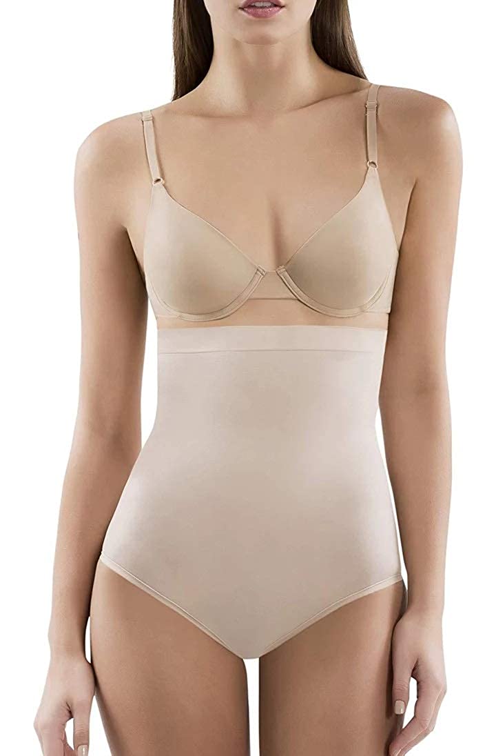 Seamless Bodysuit Tummy Control Body Shaper for Women, Underwear Full Body  Lace Shapewear Invisible Open Crotch (Color : Beige, Size : S) : :  Clothing, Shoes & Accessories